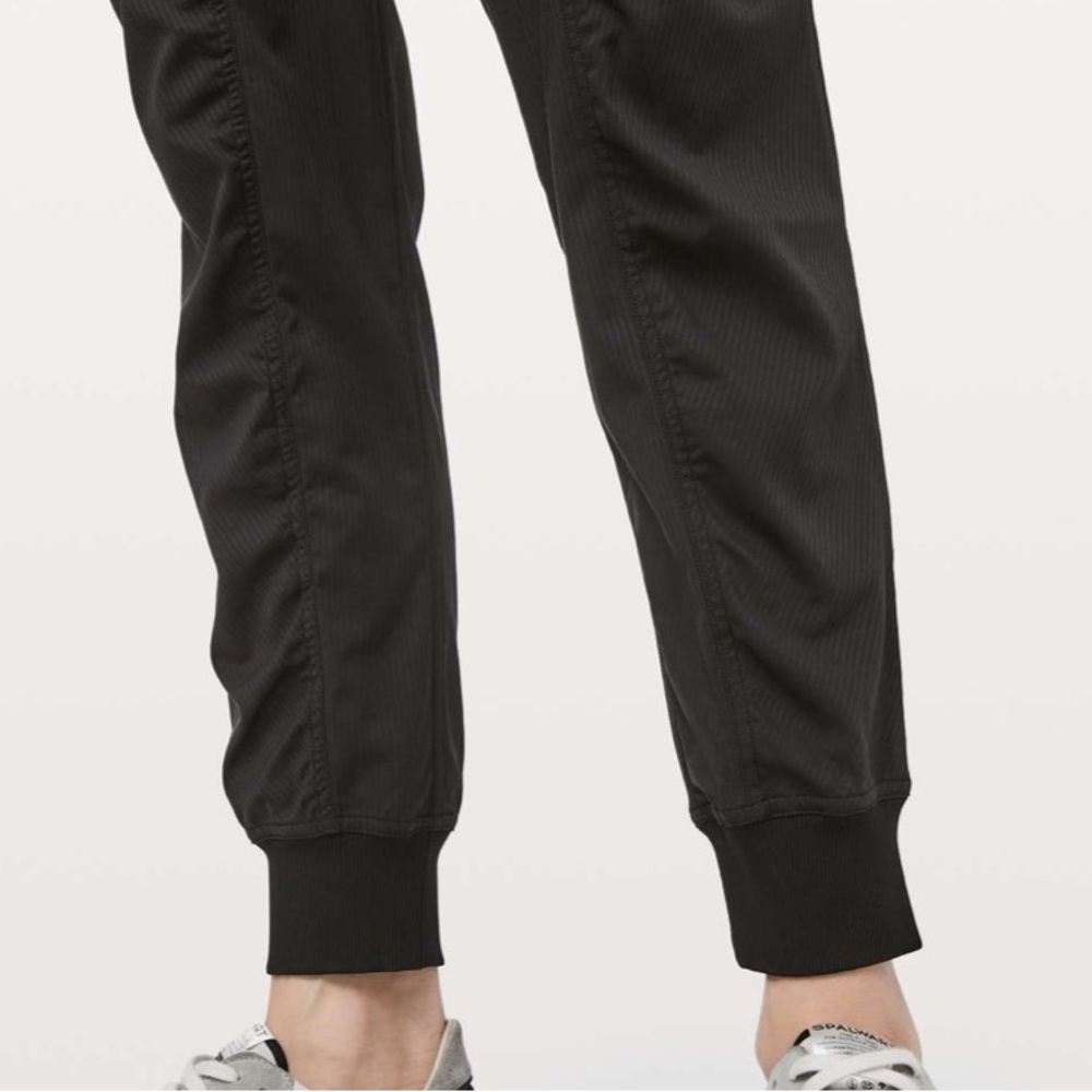 lululemon dance studio jogger 29” - Picture 16 of 16